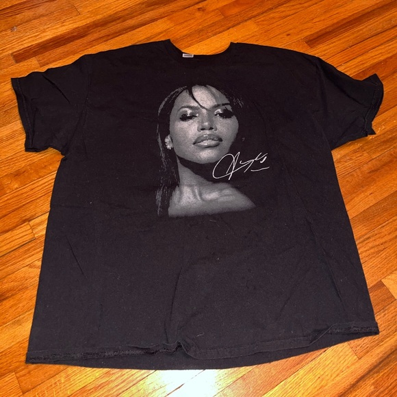 Ciara concert tee - Picture 2 of 2